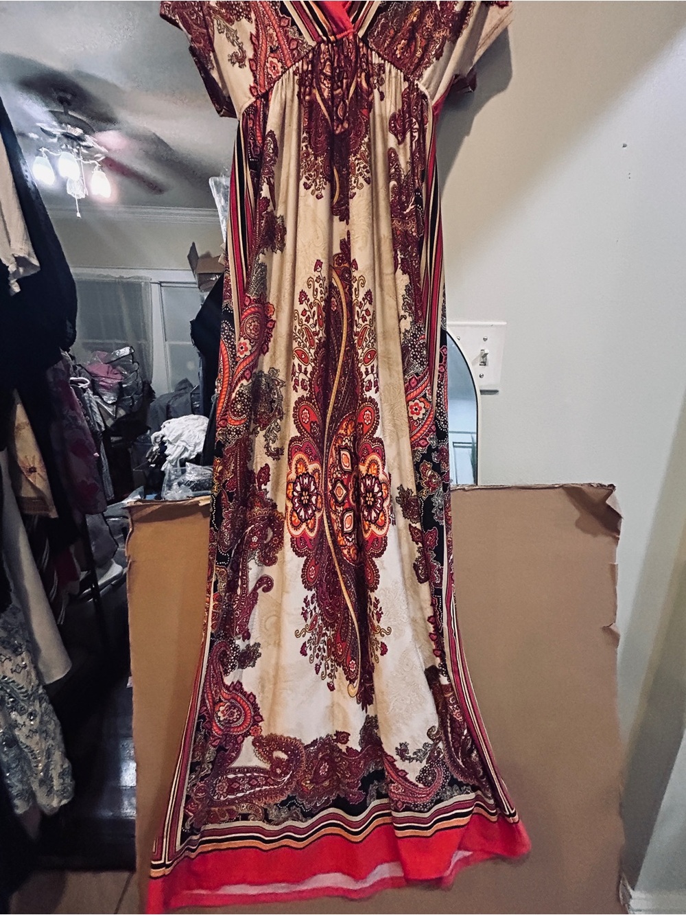 bailey blue Cream & Red Paisley V‑Neck Maxi Dress - Picture 3 of 8